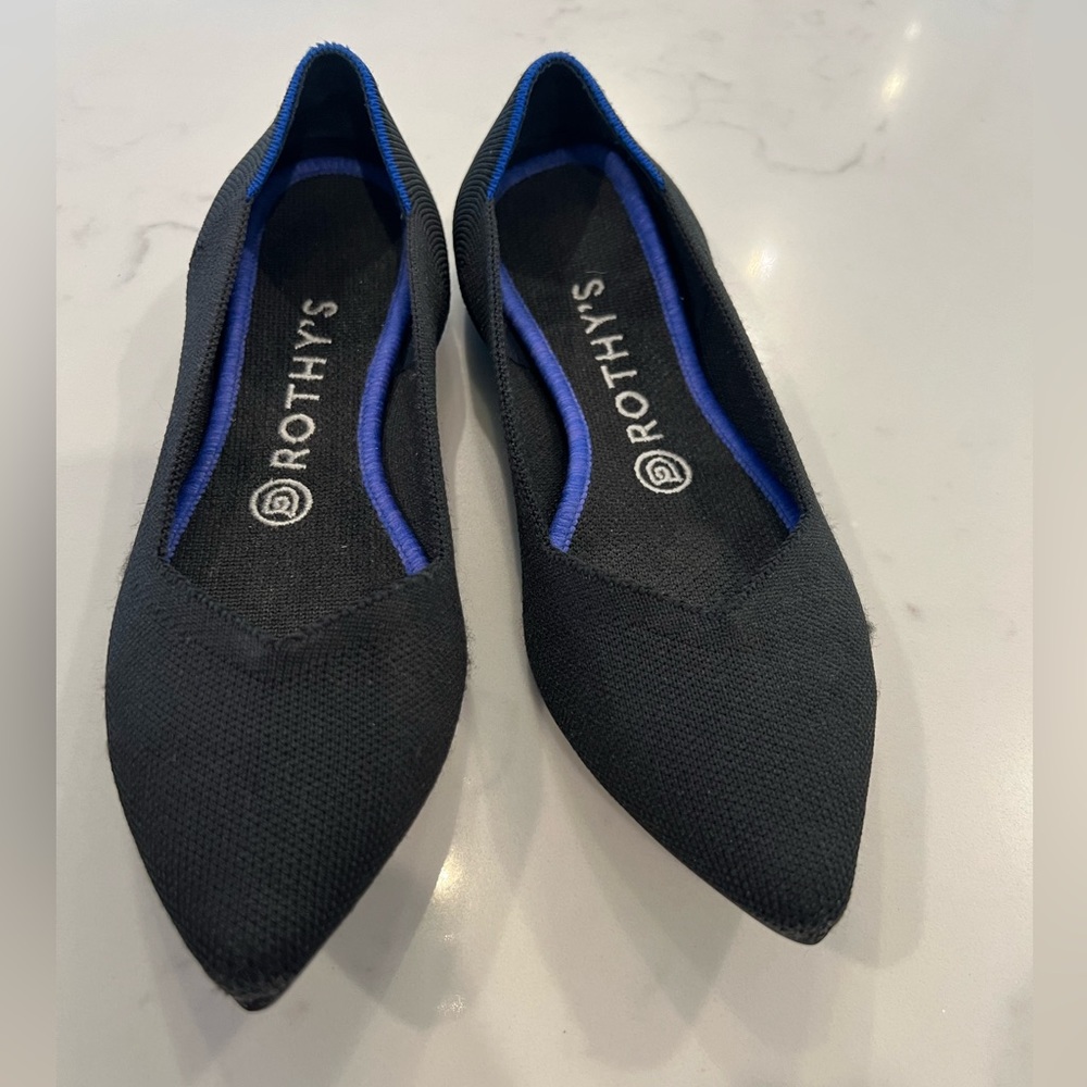 Rothy’s the Point shoe- size 8